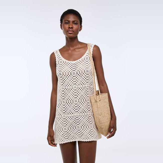 Robe en crochet bones <span itemprop=
