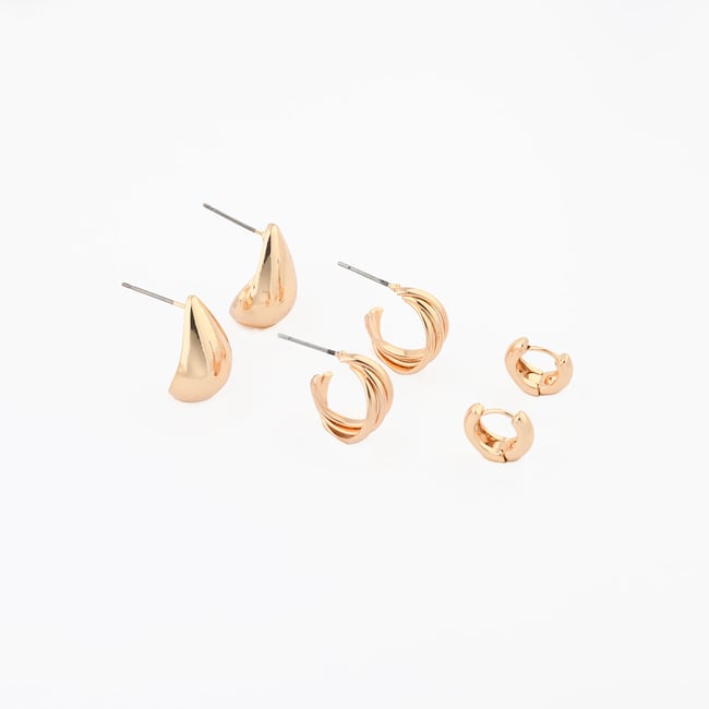 Set de 3 paires de petites boucles d'oreilles dorées doré <span itemprop=