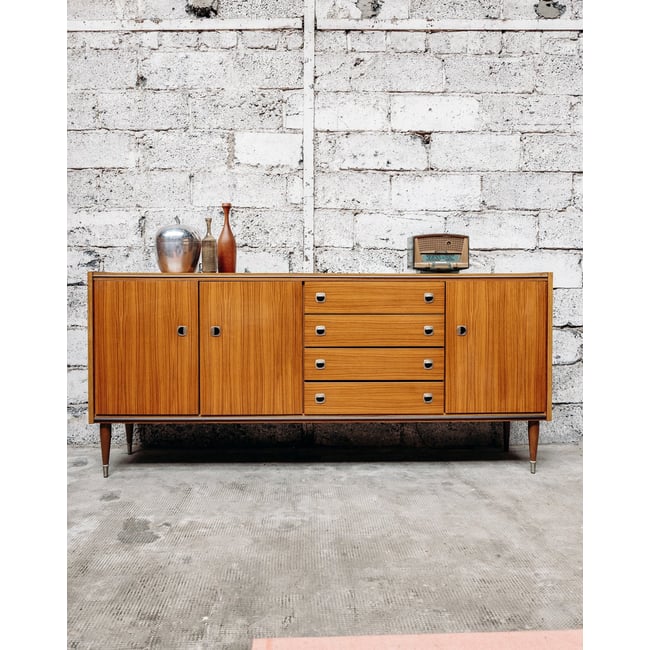 Enfilade en bois spacieuse Margaret N°132 - Bon état Couleur bois <span itemprop=
