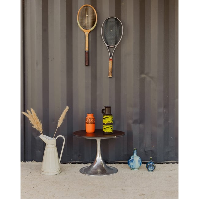Table d'appoint chromée et en cuir noir Hanna N°1525 - Bon état Couleur noir <span itemprop=