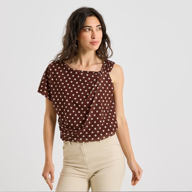Top asymétrique imprimé pois marron chocolat <span itemprop=