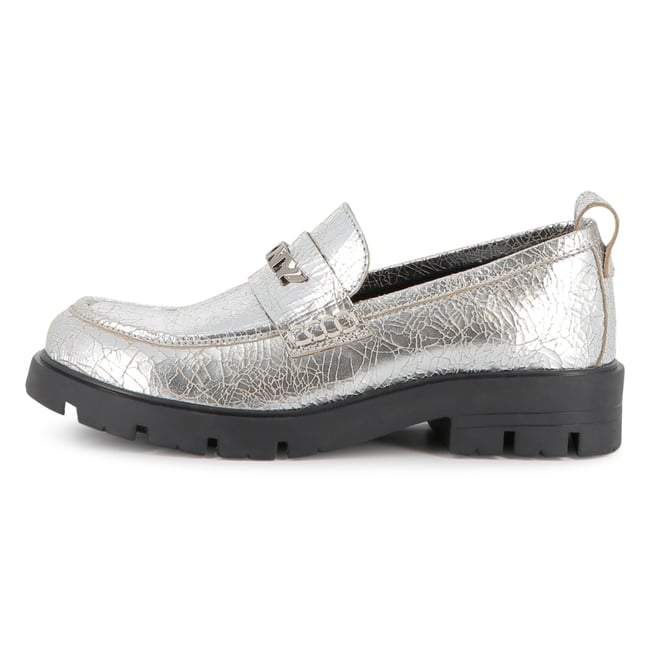 Mocassini in pelle di vacchetta metallizzata silver <span itemprop=