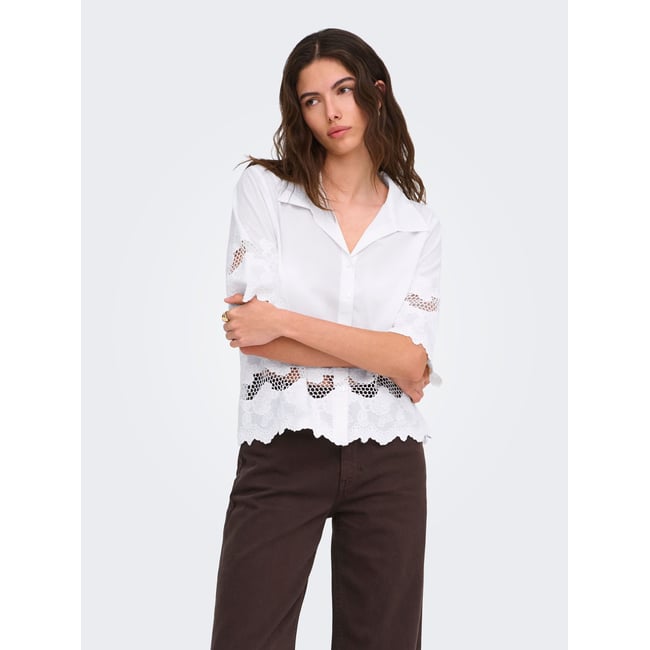 Chemise cloud dancer <span itemprop=