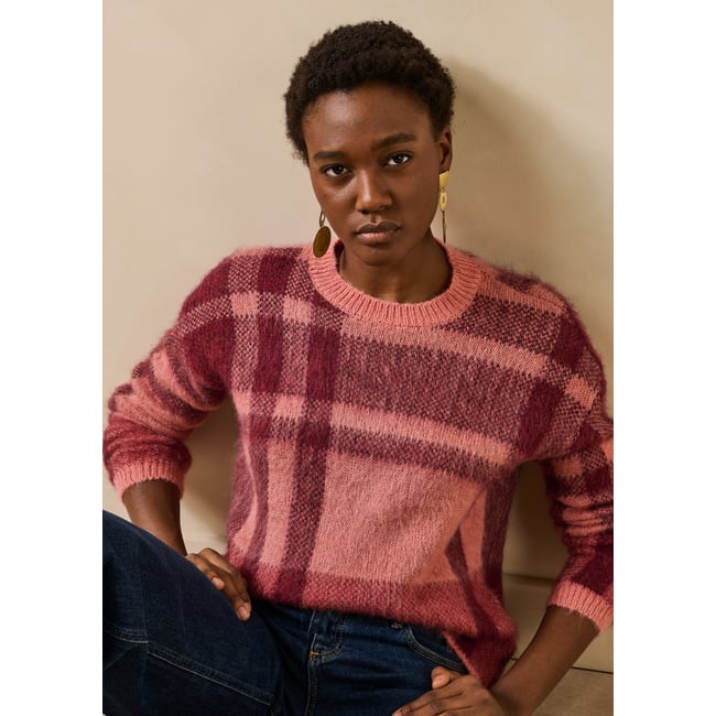 Pull manches longues en jacquard carreaux blush <span itemprop=