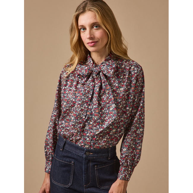 Blouse  Petal&Daisy - Made with Liberty Fabrics liberty petal and daisy <span itemprop=