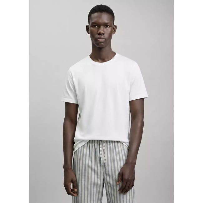 Pyjama complet à rayures blanc cassé <span itemprop=