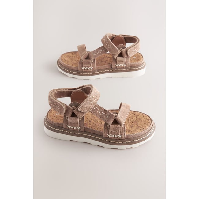 Sandales de randonnée à fermeture scratch marron fauve <span itemprop=