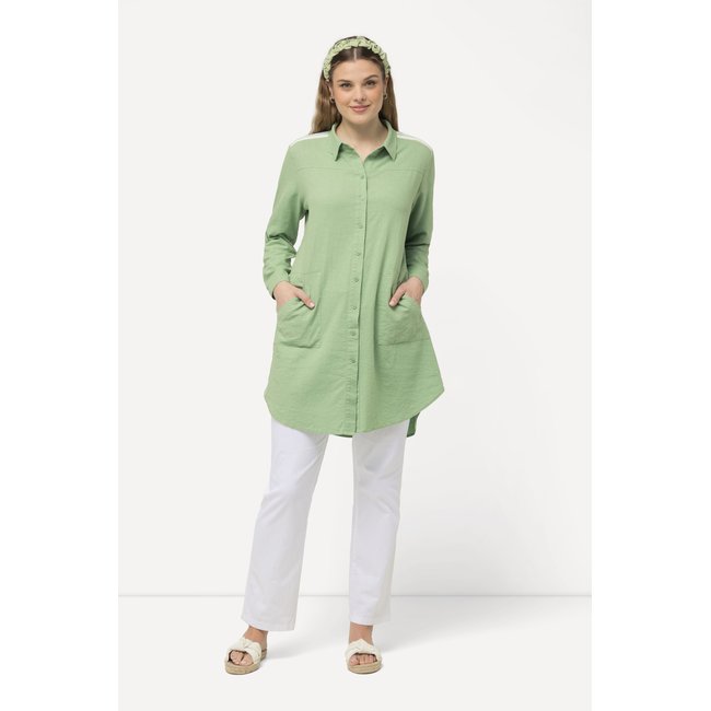 Blouse longue en lin mélangé à col chemise vert clair <span itemprop=