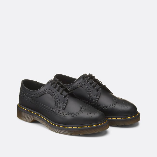 Derby 3989 YS Brogue in pelle Smooth nero DR. MARTENS