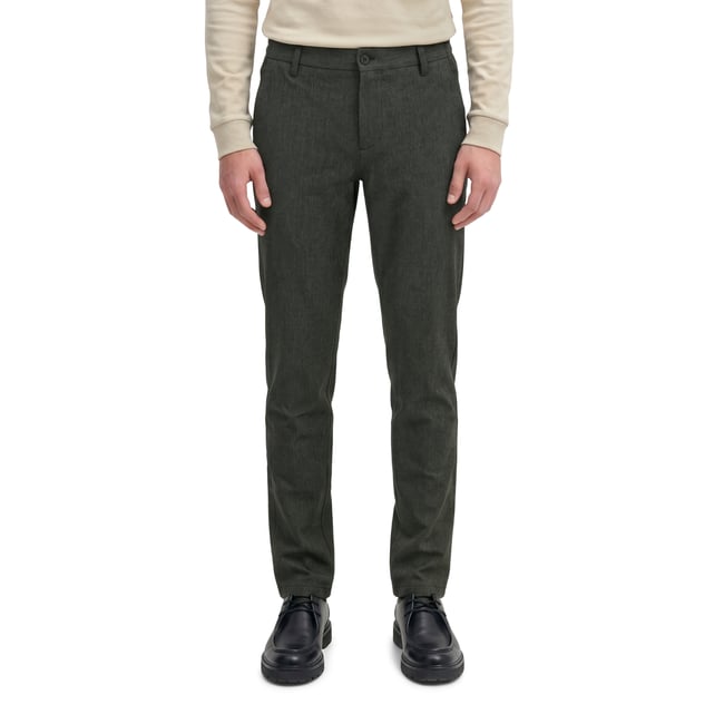 Chino modèle Stig, coupe jogger en mélange élastique de coton bio et de viscose noir <span itemprop=