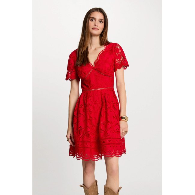 Robe courte patineuse brodée rouge <span itemprop=