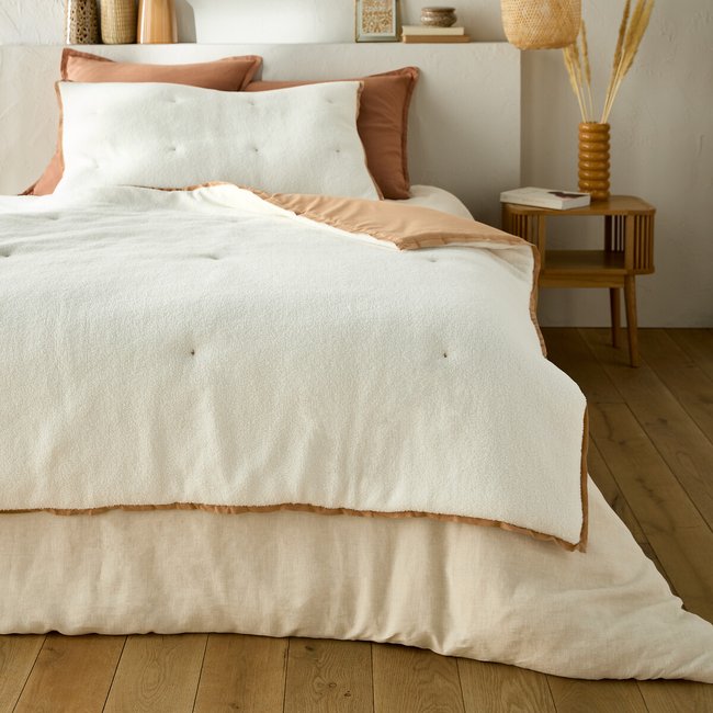Steppdecke Walls, Sherpa und gewaschene Baumwolle ecru/milchkaffee <span itemprop=