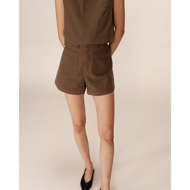 Short taille mi-haute, coupe droite PINO kaki <span itemprop=
