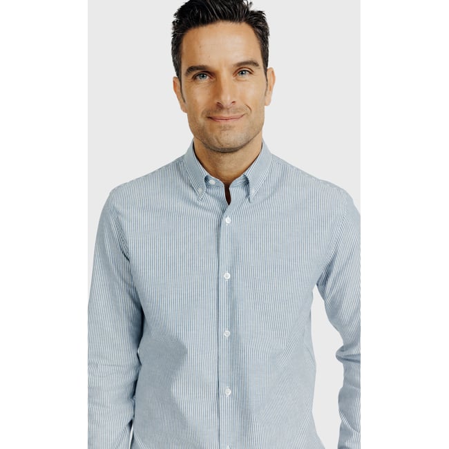 Chemise Slim fit fines rayures texturées bleu marine <span itemprop=
