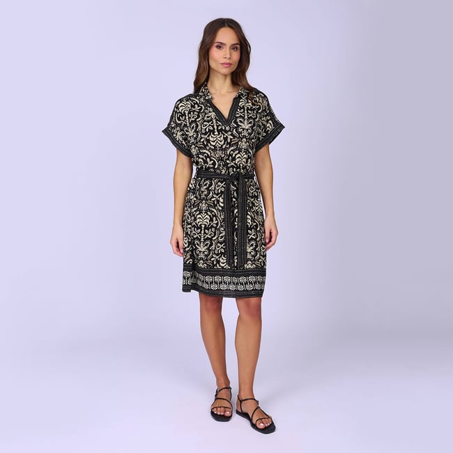 Robe ceinturée Gimmie noir <span itemprop=