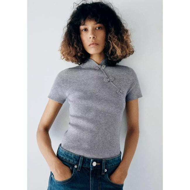 Pull-over maille côtelée brandebourgs gris chiné moyen <span itemprop=