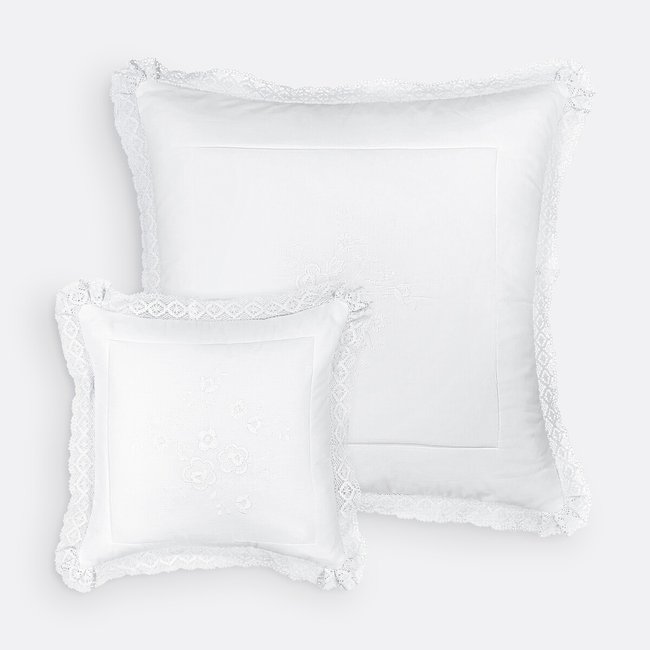 Housse de coussin coton brodé à volant, Oyena blanc <span itemprop=