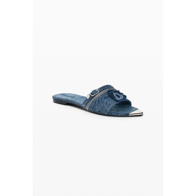 Sandale plate denim bleu <span itemprop=