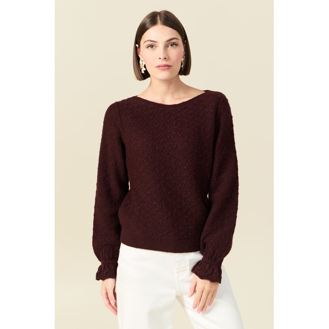 Pull ajouré col bateau manches longues prune <span itemprop=
