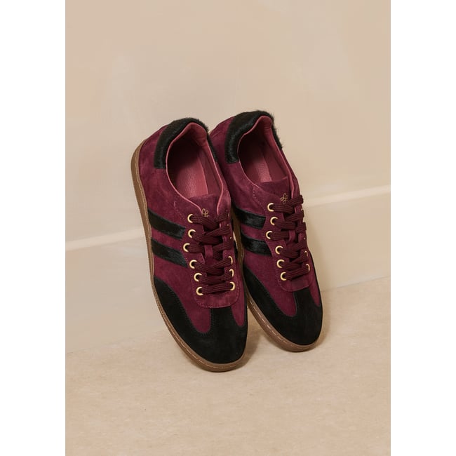 Baskets à lacets en cuir bordeaux / noir <span itemprop=