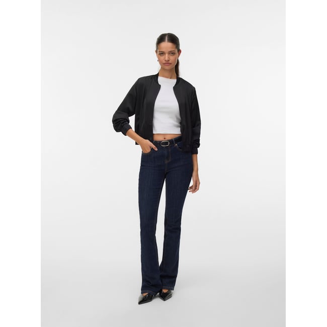 Veste black <span itemprop=