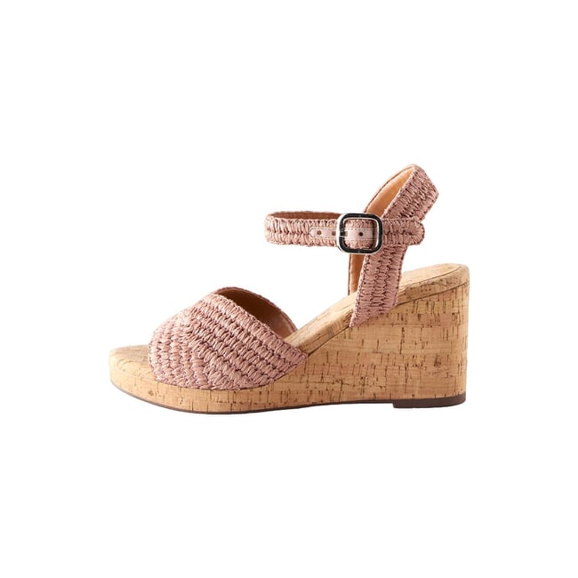 Chaussures compensées en crochet rose <span itemprop=