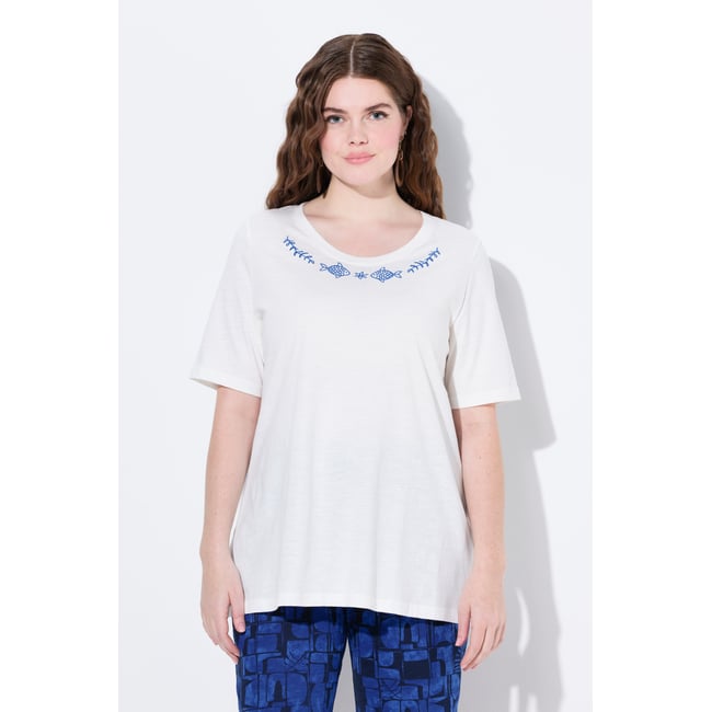 T-shirt, broderie, col rond blanc cassé <span itemprop=
