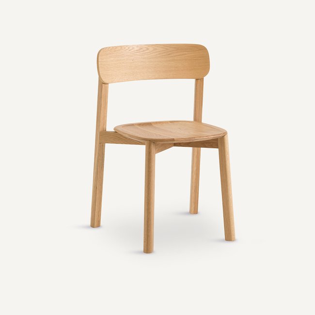 Chaise empilable, Batignolles design E. Gallina chêne naturel <span itemprop=