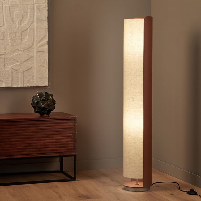 Lampa podłogowa Glipie ze skóry imitującej len i drewna, naturalna AM.PM