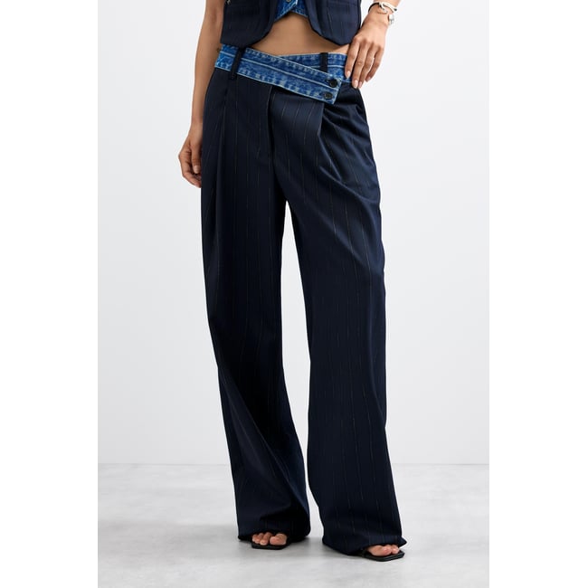 Pantalon long Woven bleu <span itemprop=