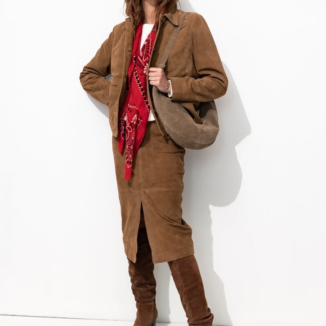 Jupe midi 100% cuir daim tabac <span itemprop=