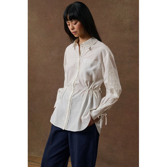 Chemise à manches brodées, ADAZOLA blanc <span itemprop=