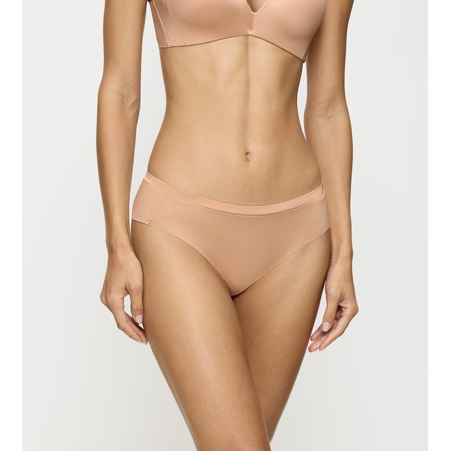 Slip Body Make-Up Soft Touch beige TRIUMPH