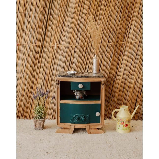 Petit buffet en bois et marbre Gilbert N°1879 - Bon état Couleur bois clair <span itemprop=