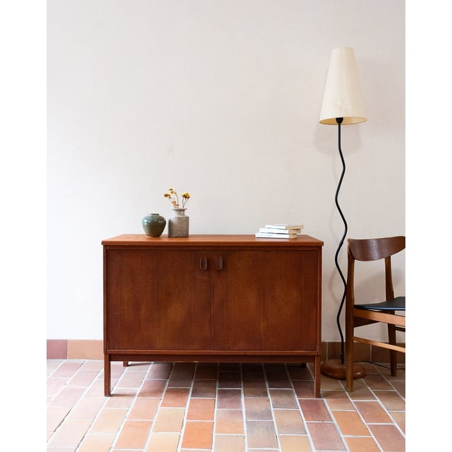 Buffet scandinave en bois Gustave N°1620 - Bon état Couleur marron <span itemprop=