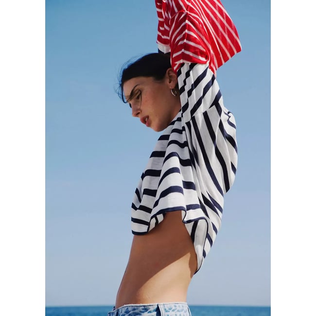 T-shirt 100 % coton rayures bleu marine <span itemprop=