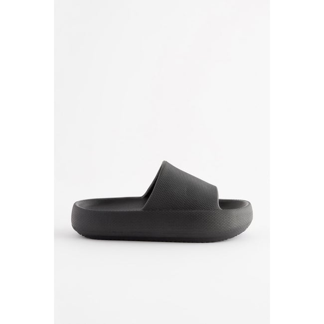 Claquettes épaisses noir <span itemprop=