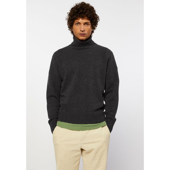 Pull col roulé en cachemire gris gris anthracite <span itemprop=