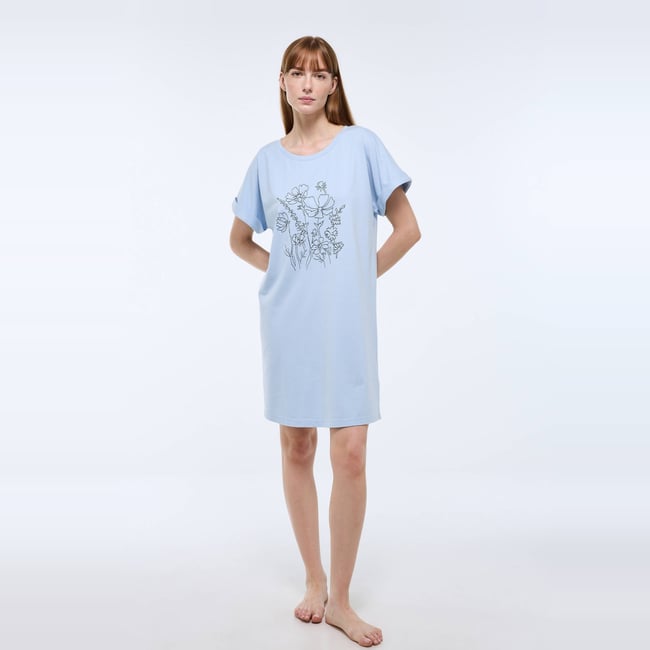 Chemise de nuit unie avec broderie fleur en coton bio GOTS celeste <span itemprop=