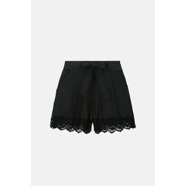 Maelys Embroidered Shorts with Belt in Loose Fit, black, LOUISE MISHA