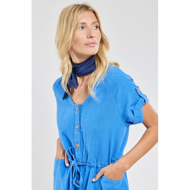 Robe ceinturée en lin blue saphir <span itemprop=