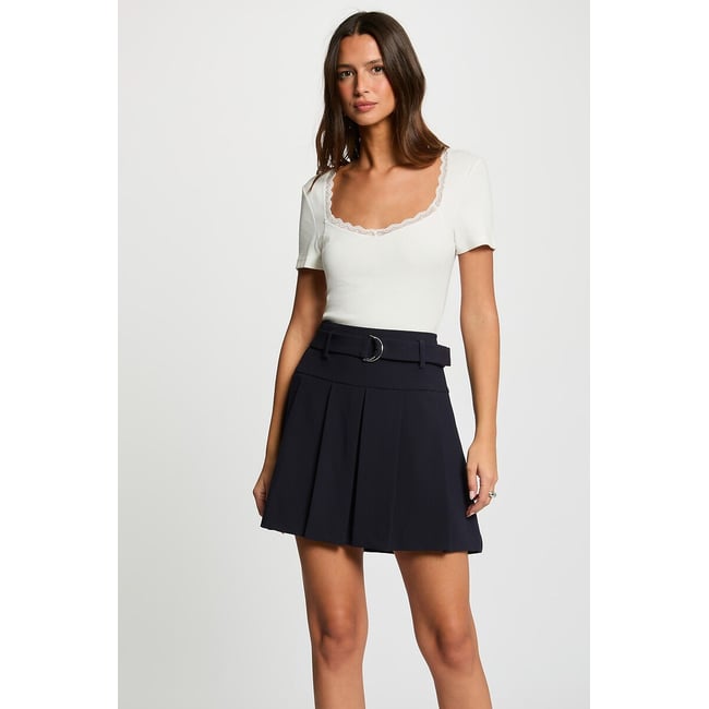 Tee shirt col carré manches courtes blanc <span itemprop=