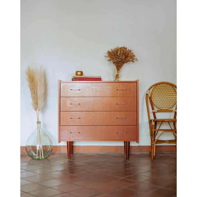 Commode scandinave ambrée Olga N°691 - Bon état Couleur marron <span itemprop=