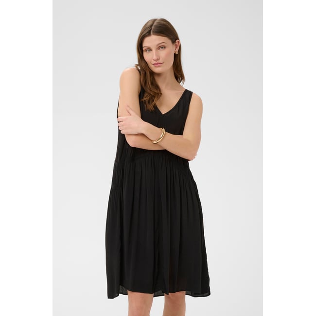 Robe noir <span itemprop=