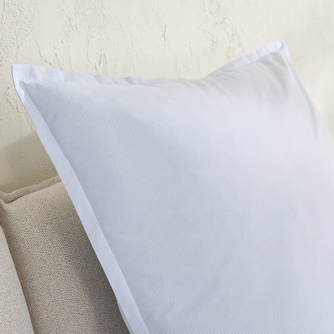 Taie d'oreiller en percale de coton lavé, rayée, 120 fils, SABBAL rayé bleu <span itemprop=