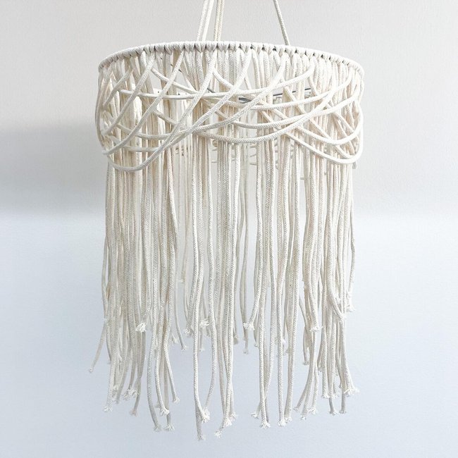 Decoração abajur em macramé CELINE, Macramar natural <span itemprop=