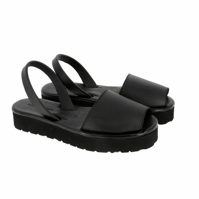 Avarca Platja Leather Sandals with Platform Sole, black, MINORQUINES