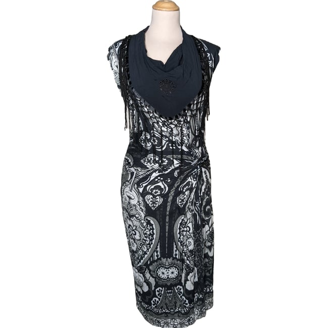 Robe DESIGUAL Taille S Rose - Style T-shirt, Longueur Genou - Très Bon état