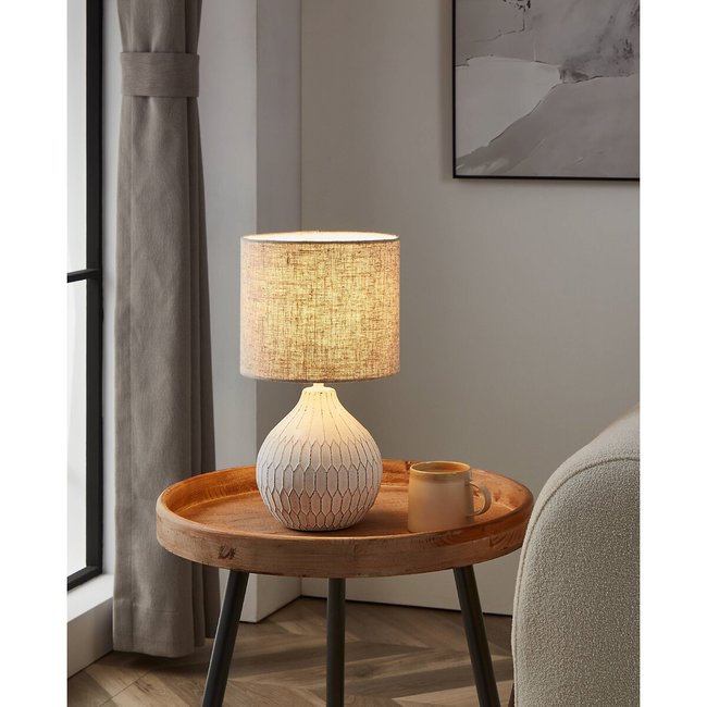 Candeeiro de mesa Bellariva 3, EGLO branco/castanho <span itemprop=