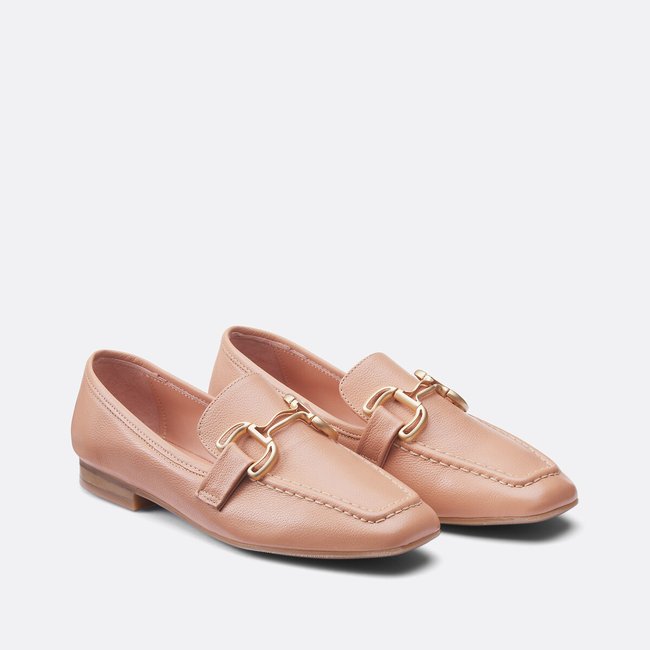 Mocassins en cuir camel <span itemprop=